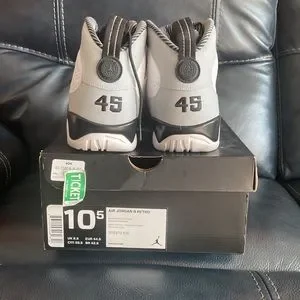 Are Jordan 9 Retro. Only released in 6 cities and Dallas, Tx was one of them. Air Jordan 9  main image 3